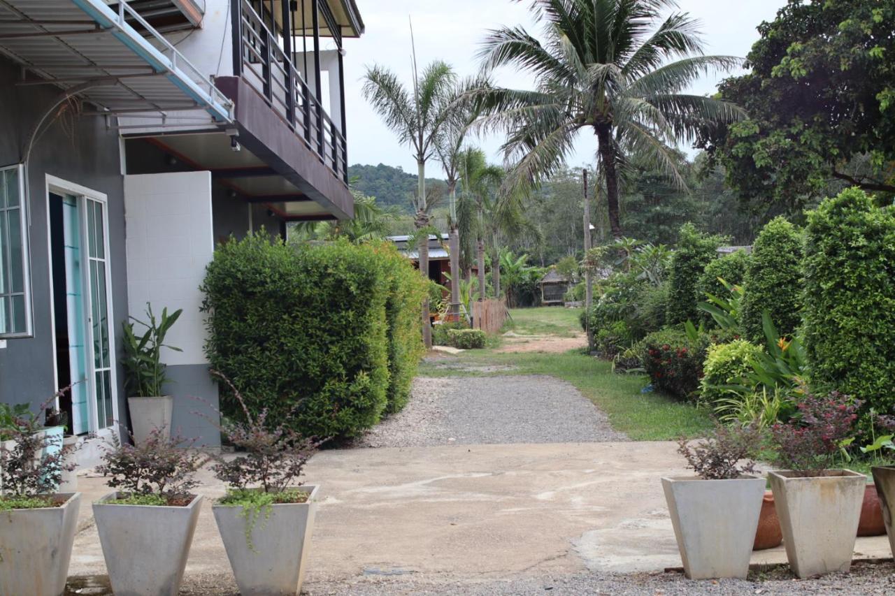 Baan Check In Hotel Ko Lanta Exterior foto