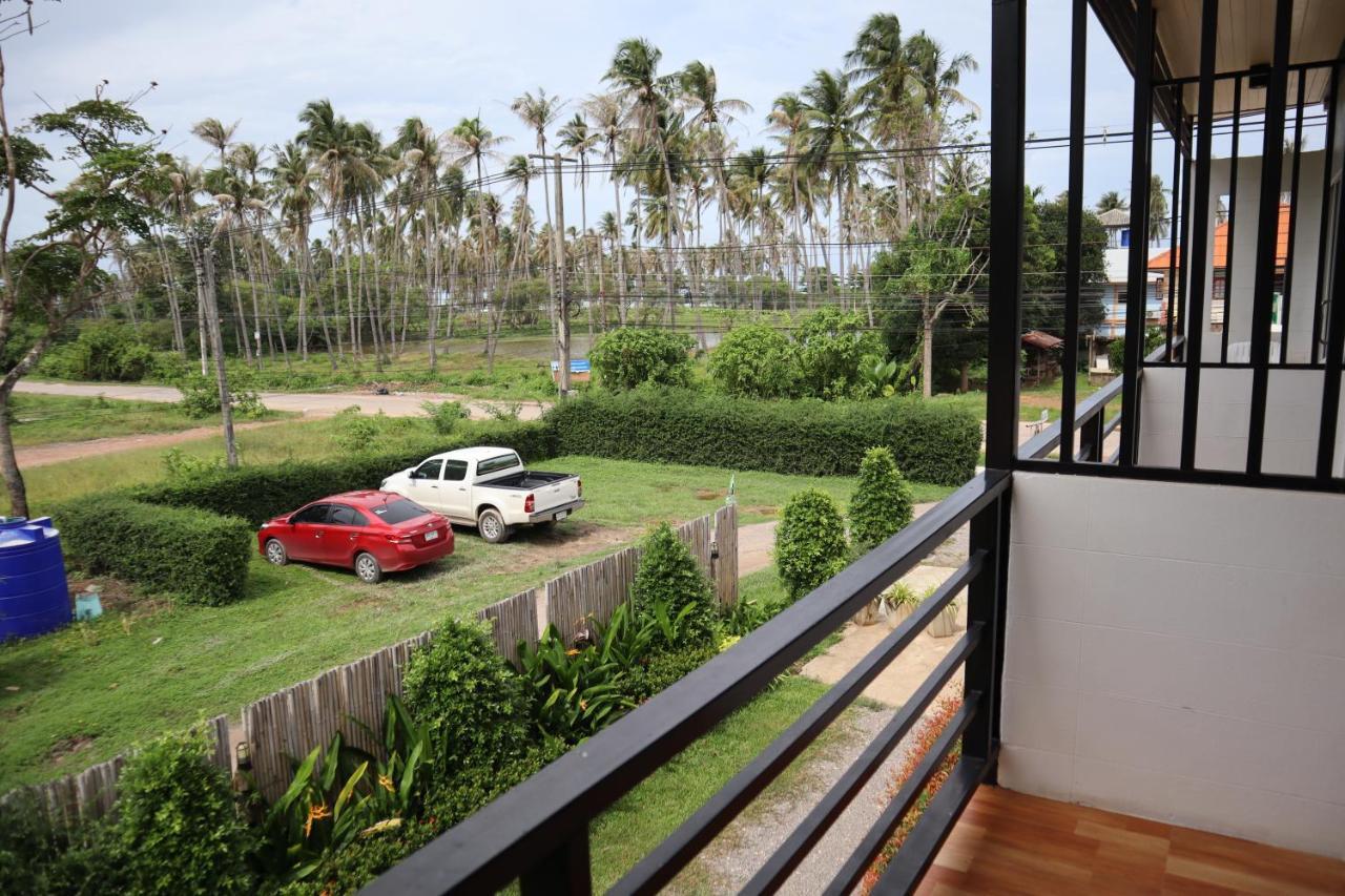 Baan Check In Hotel Ko Lanta Exterior foto